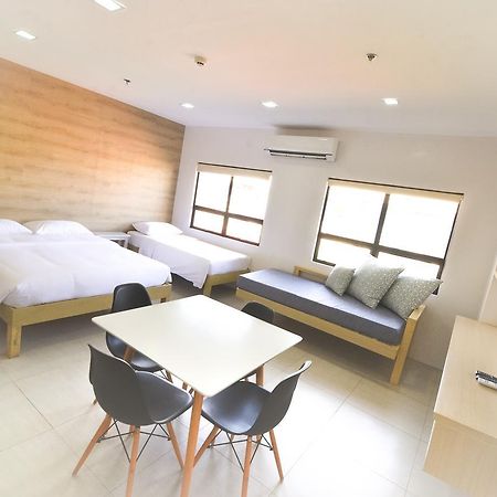 Felix Residences Cebu Exterior foto