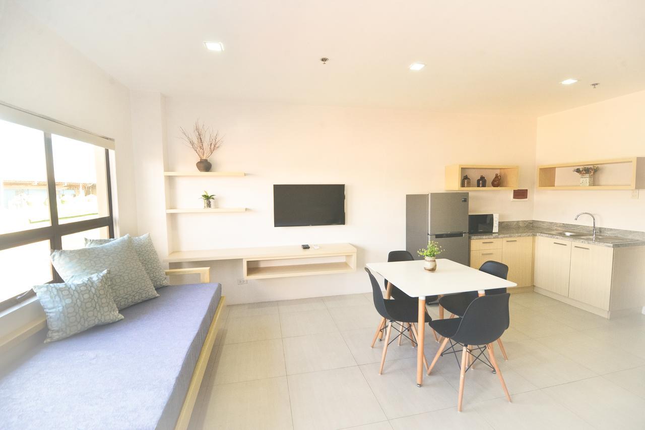 Felix Residences Cebu Exterior foto